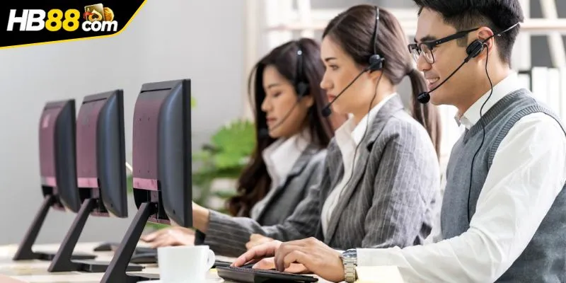 lien-he-bang-viec-gui-email